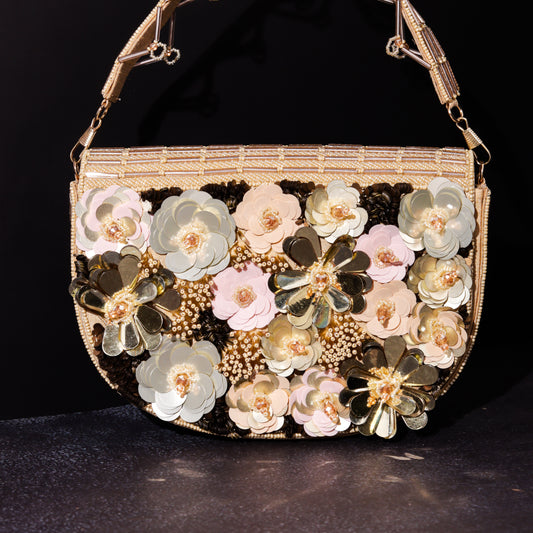 Foolon ki sawari clutch