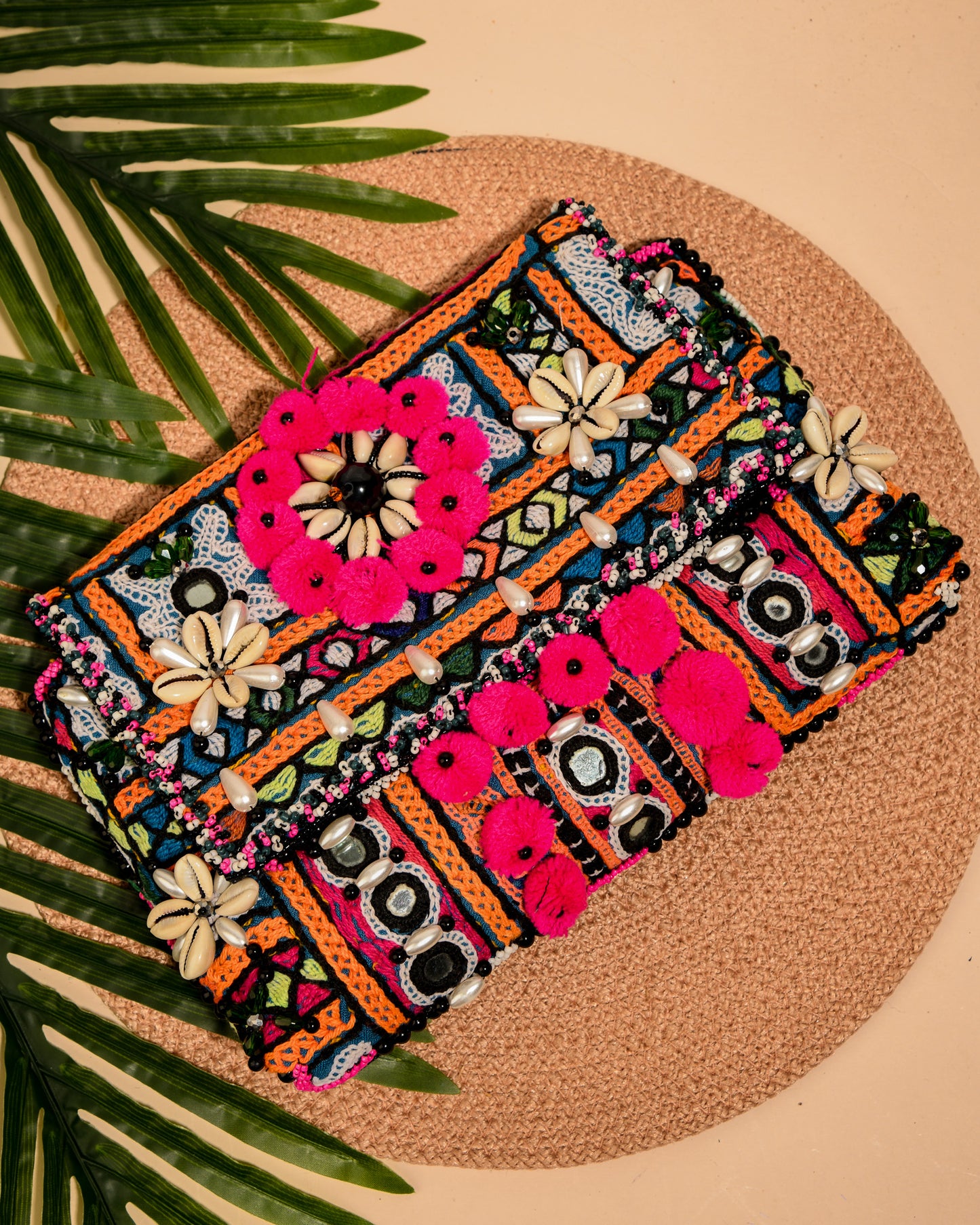 Beachy boho holiday clutch