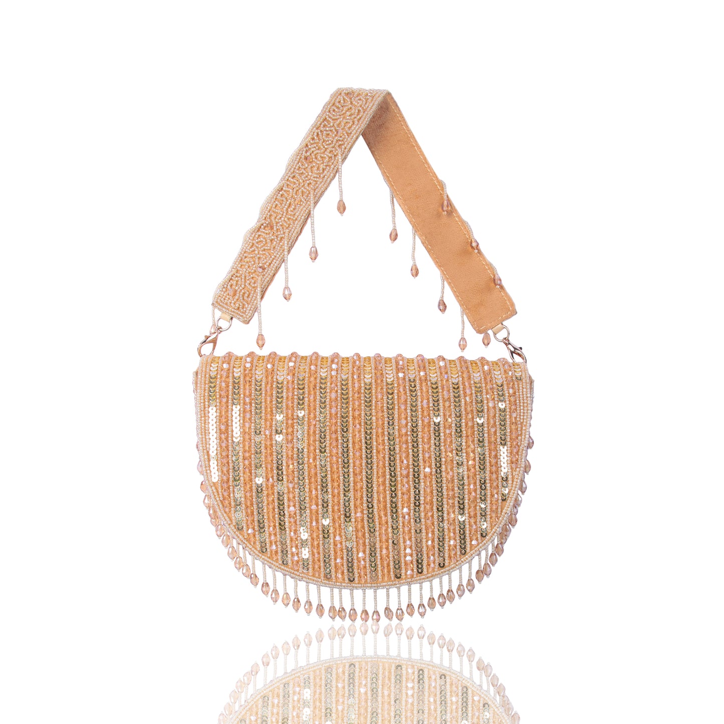 D shape vista clutch