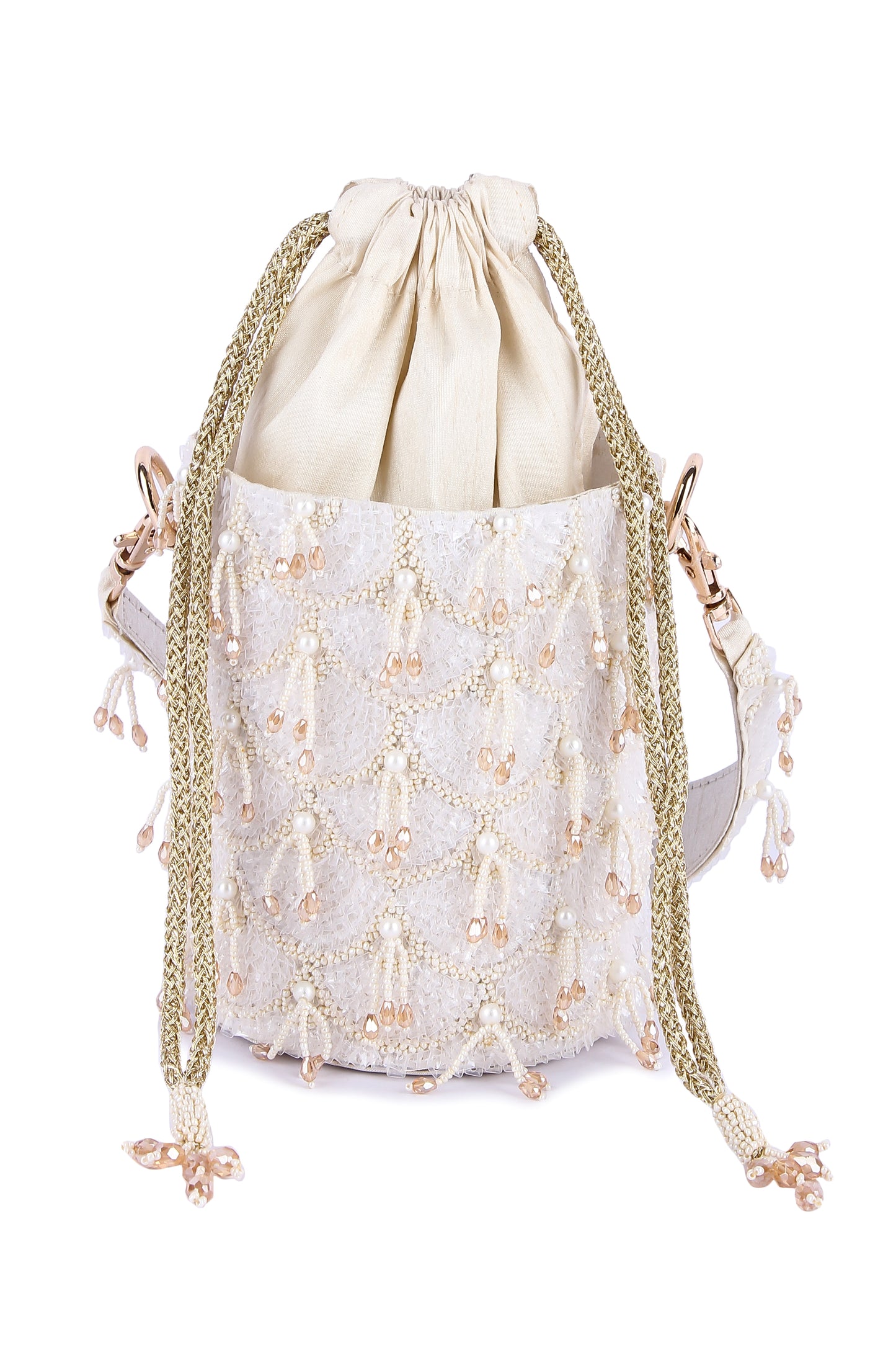 Bucket white zing potli