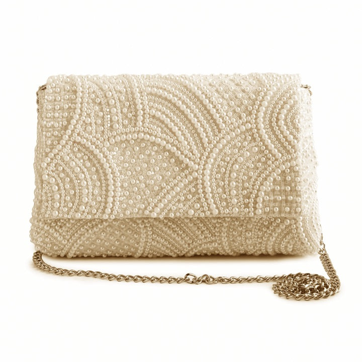 All pearl beauty clutch