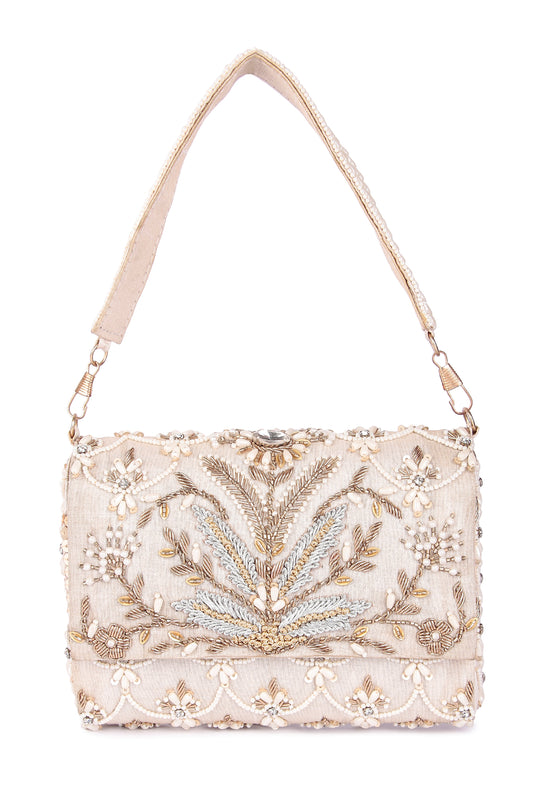 Classy subtle clutch