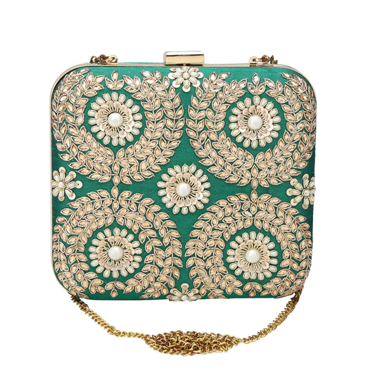 Green lush clutch