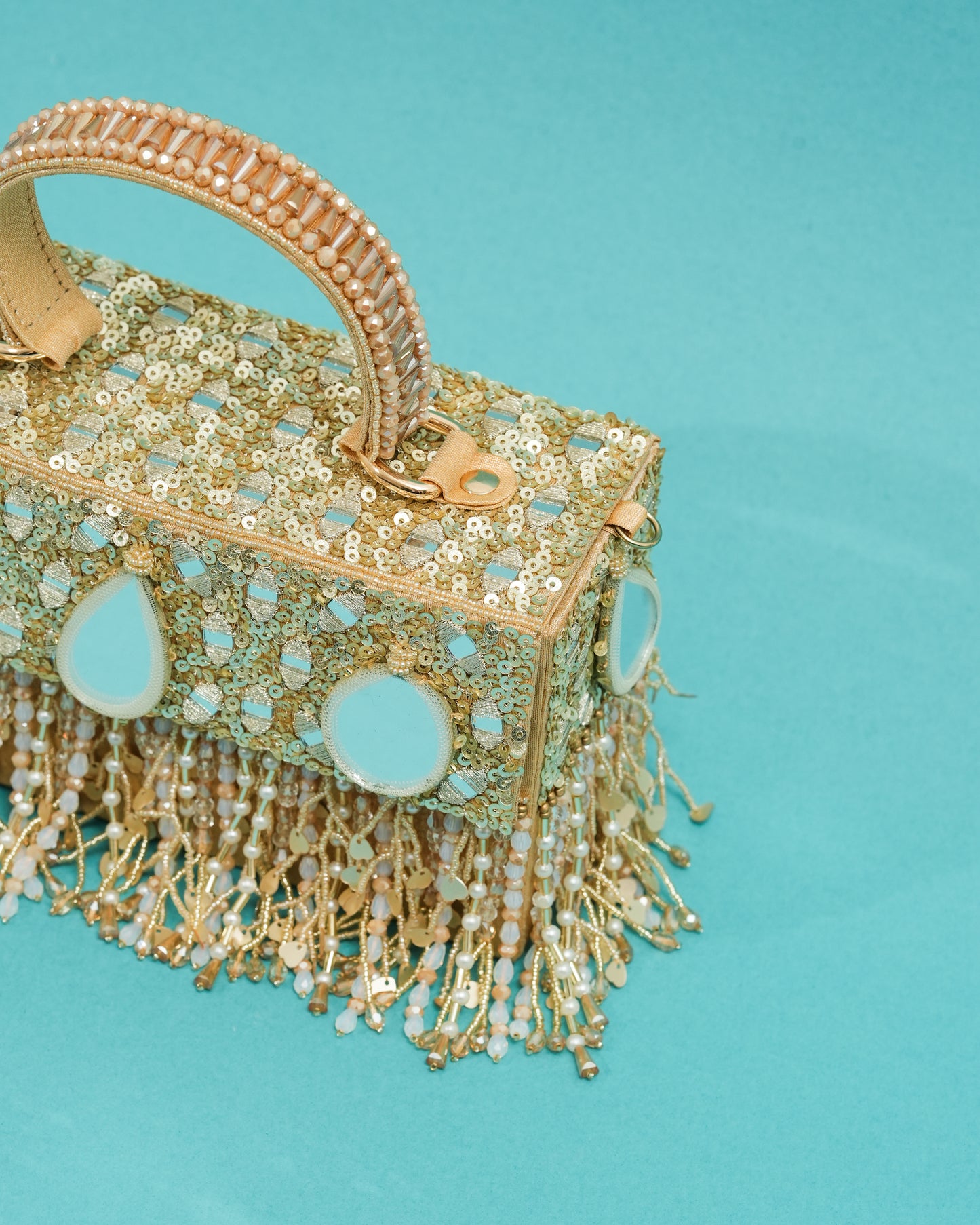 Double eyed Heart clutch