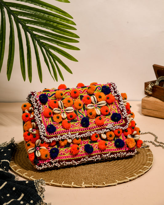 Lets vacay clutch