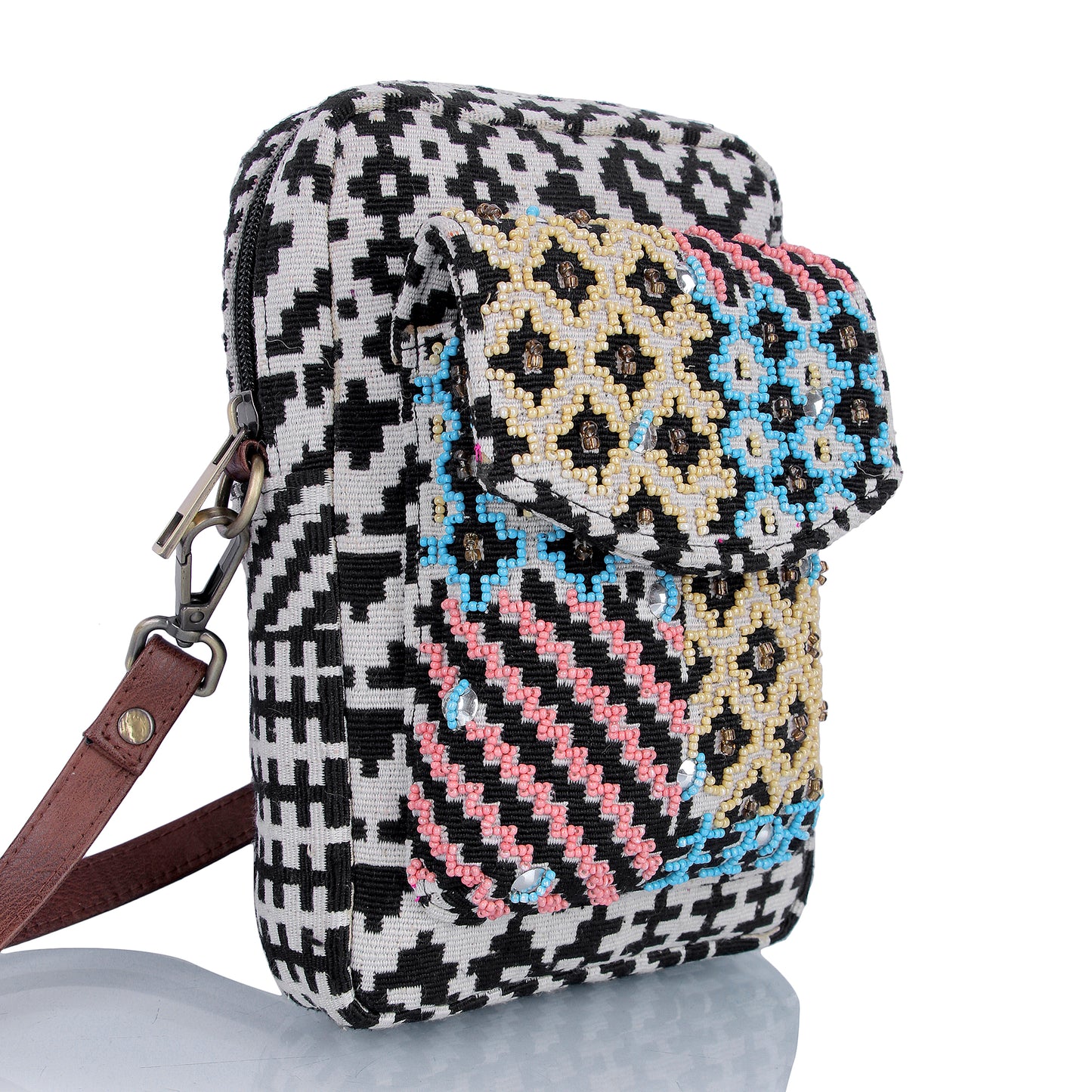 Mobile boho sling pouch