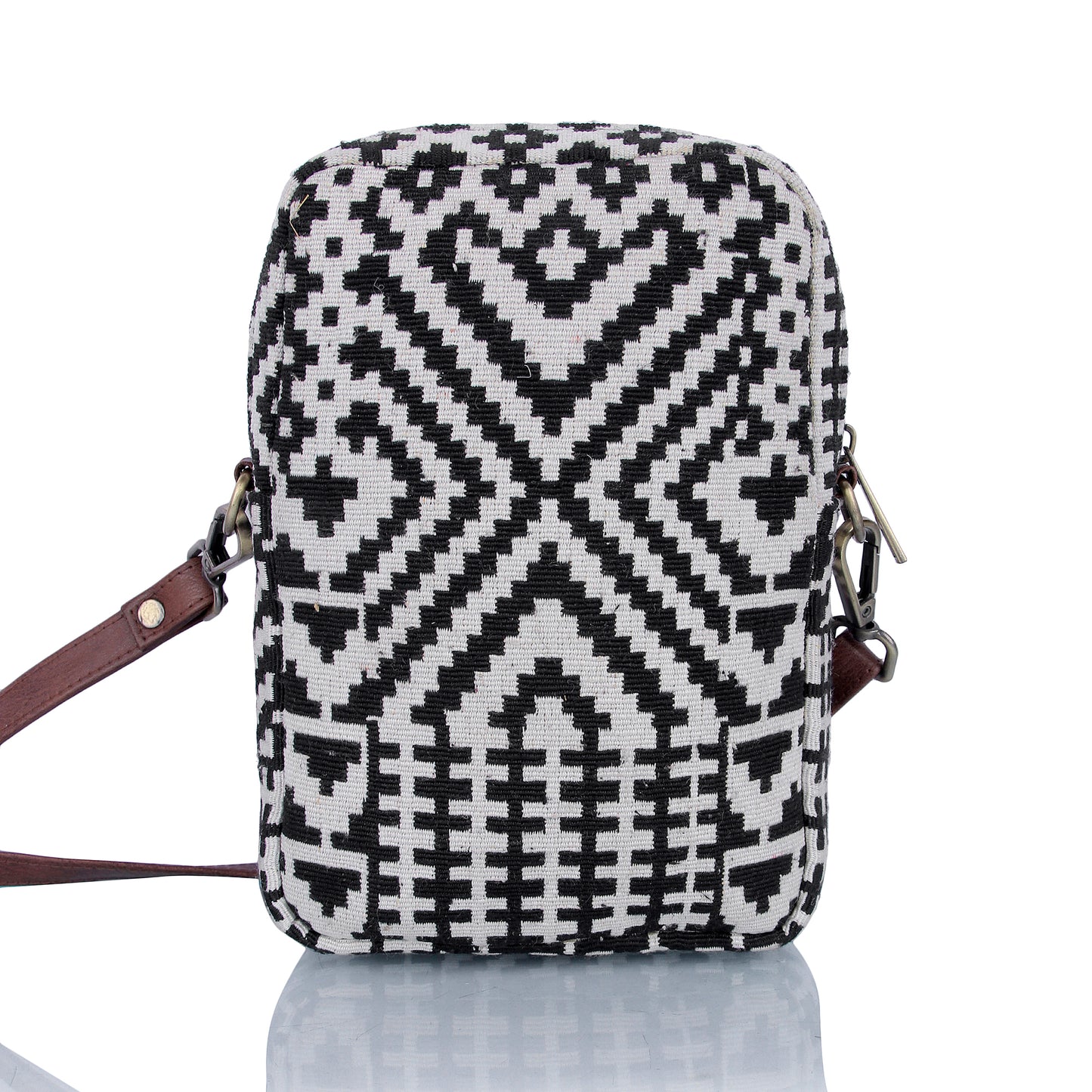 Mobile boho sling pouch