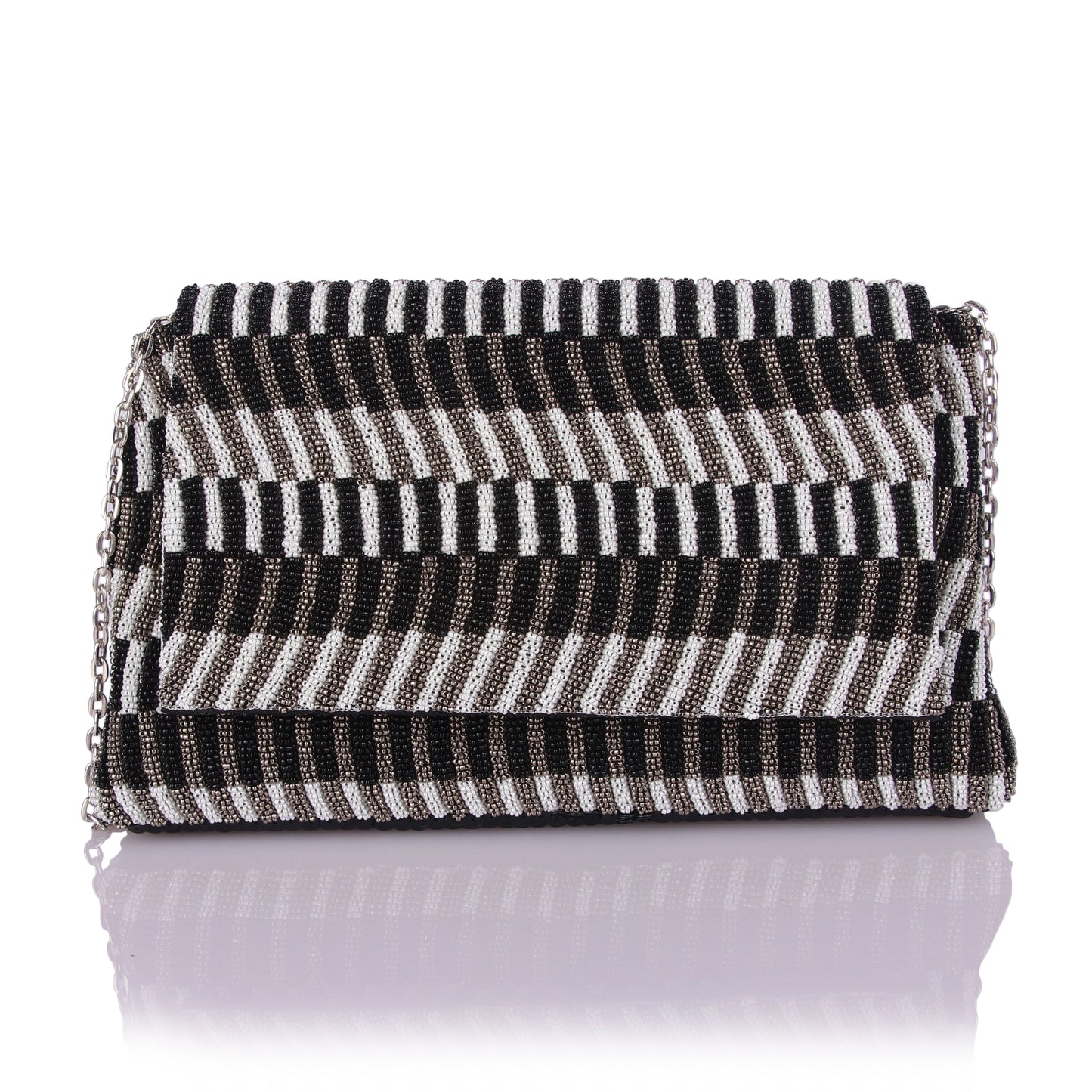 Mukaali black clutch