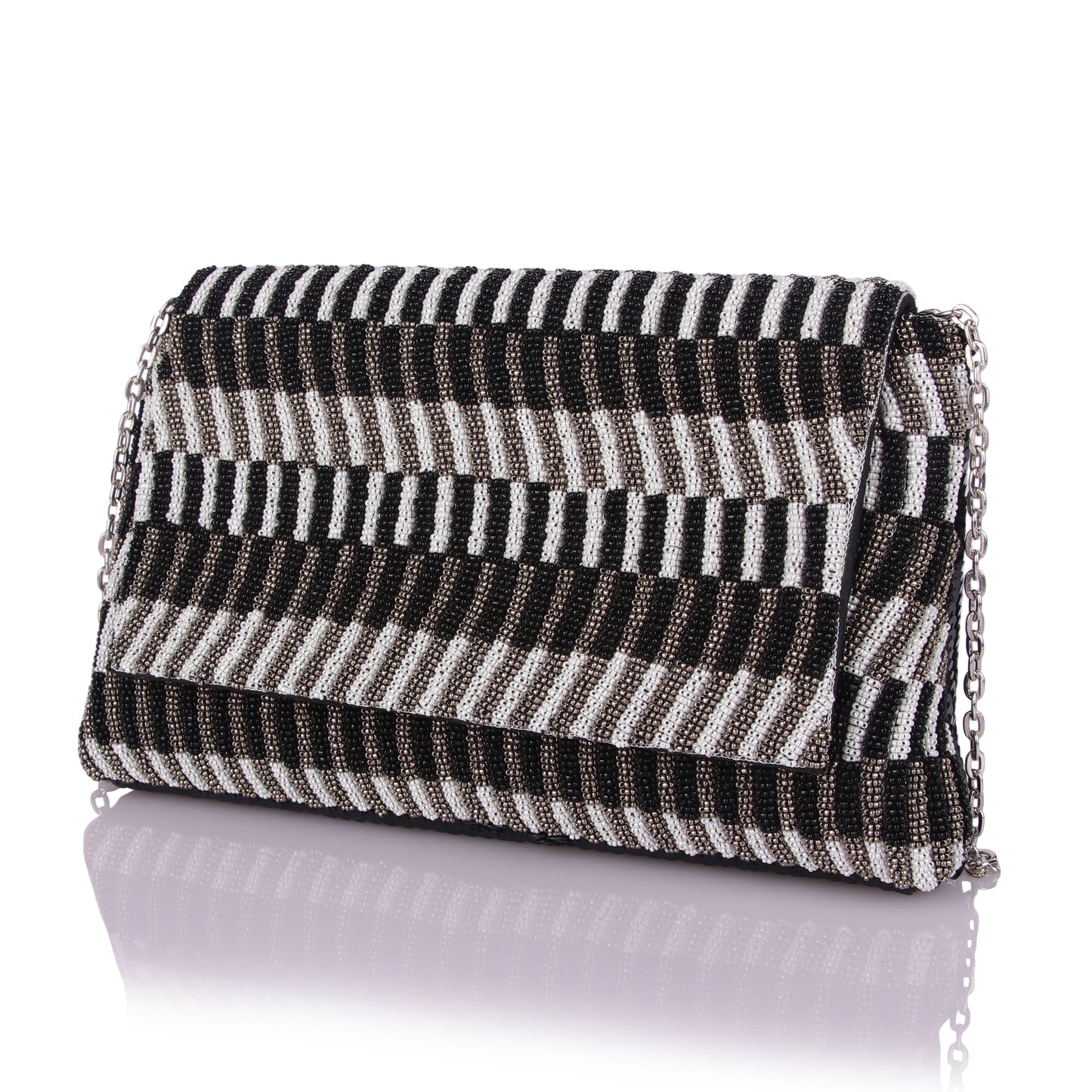 Mukaali black clutch