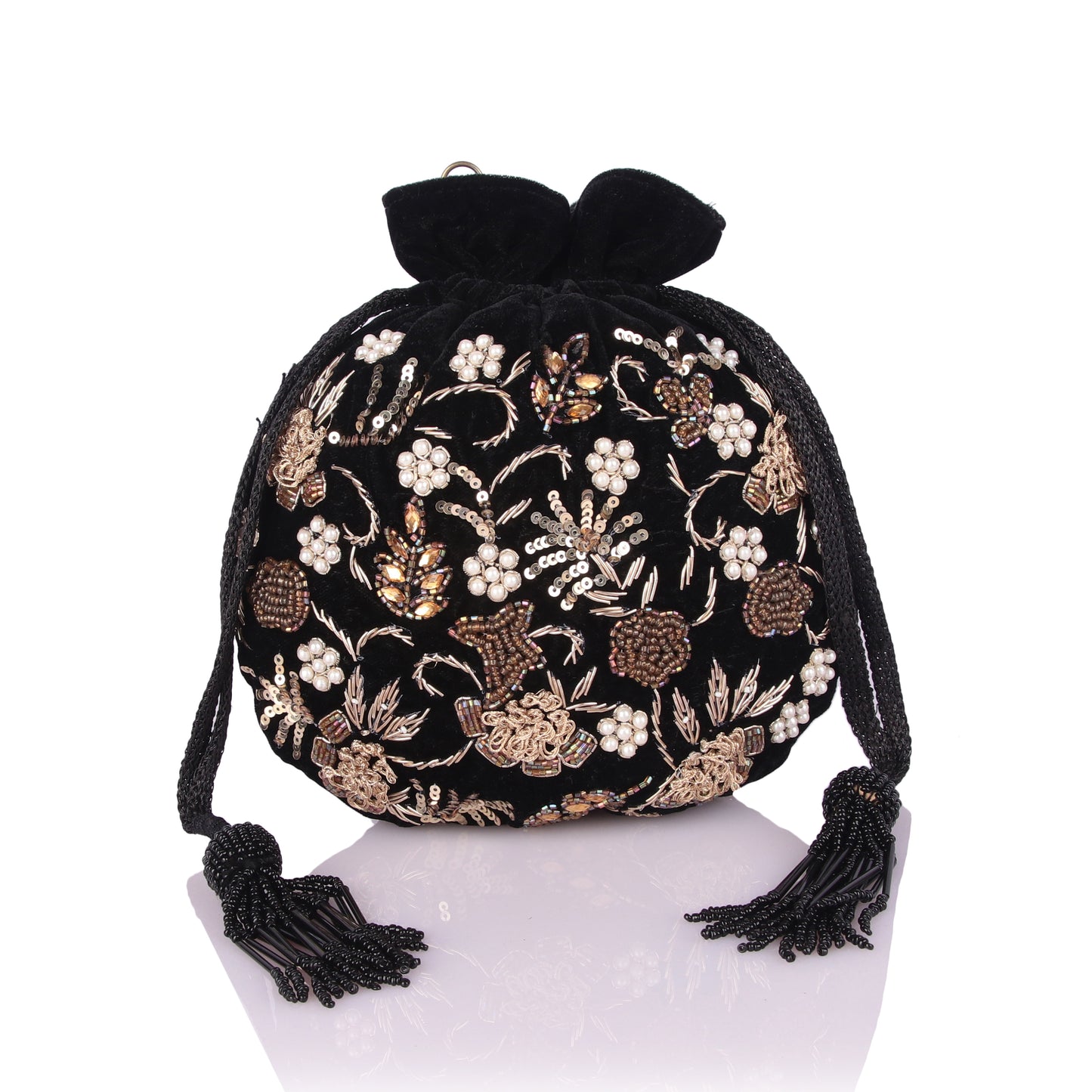 Inaayat potli bag