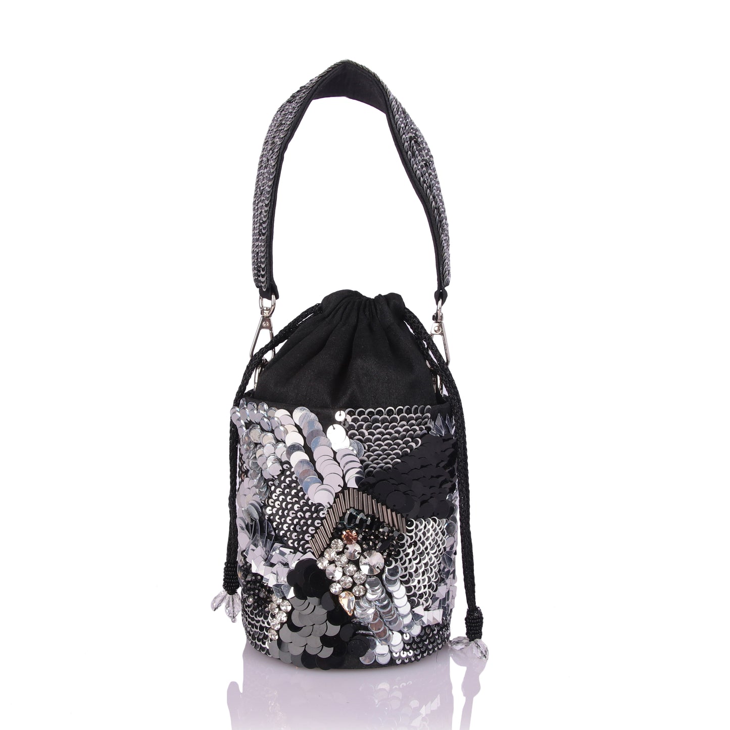 Evena beauty bucket potli