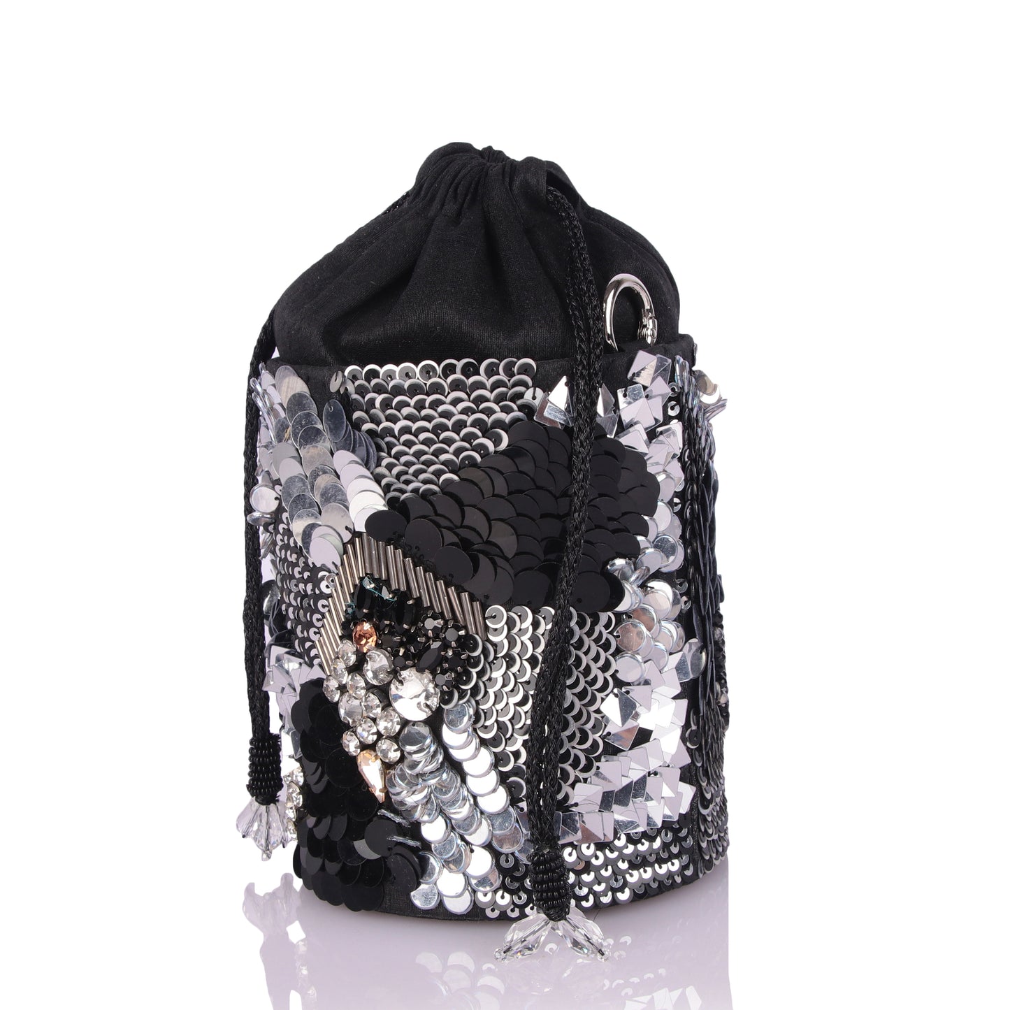 Evena beauty bucket potli