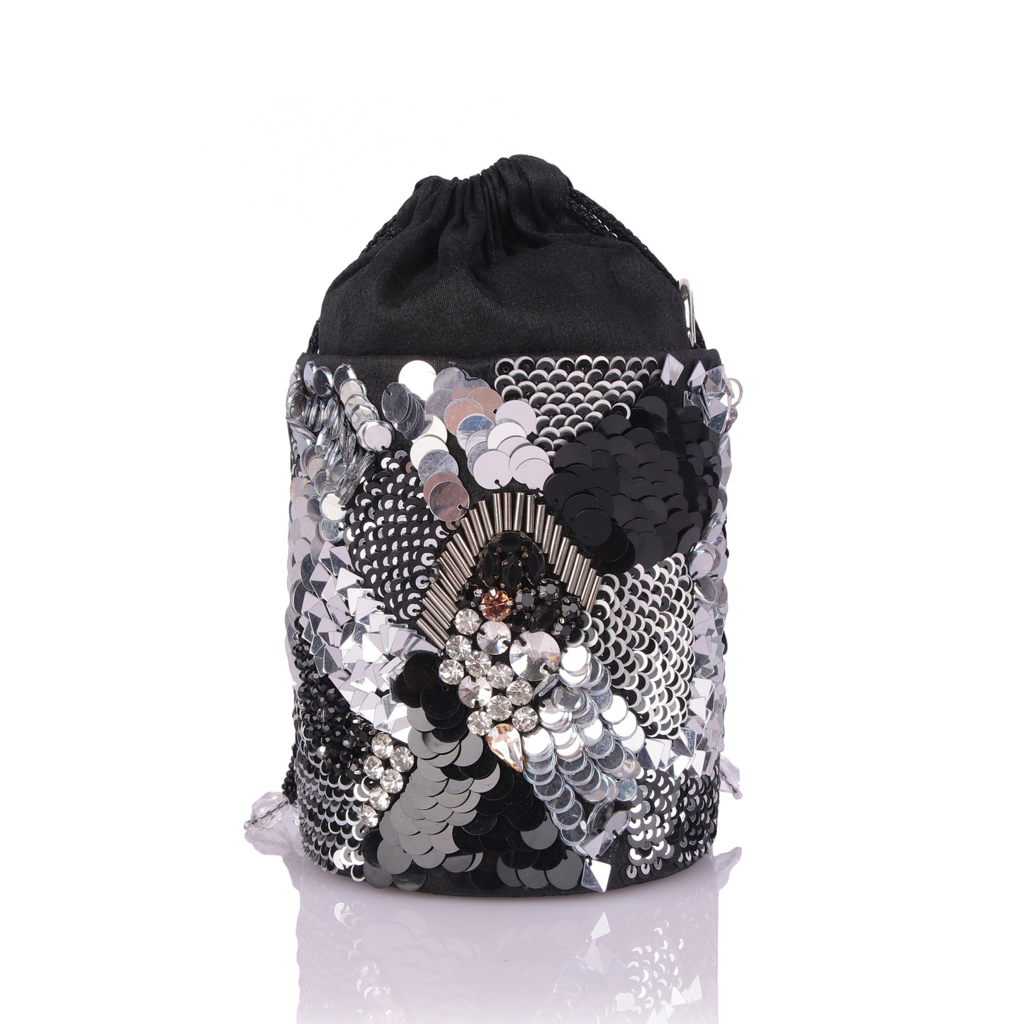 Evena beauty bucket potli