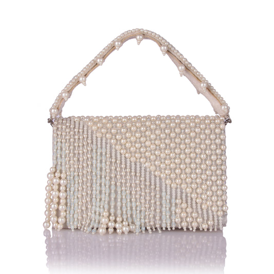 Pearl hanging clutch
