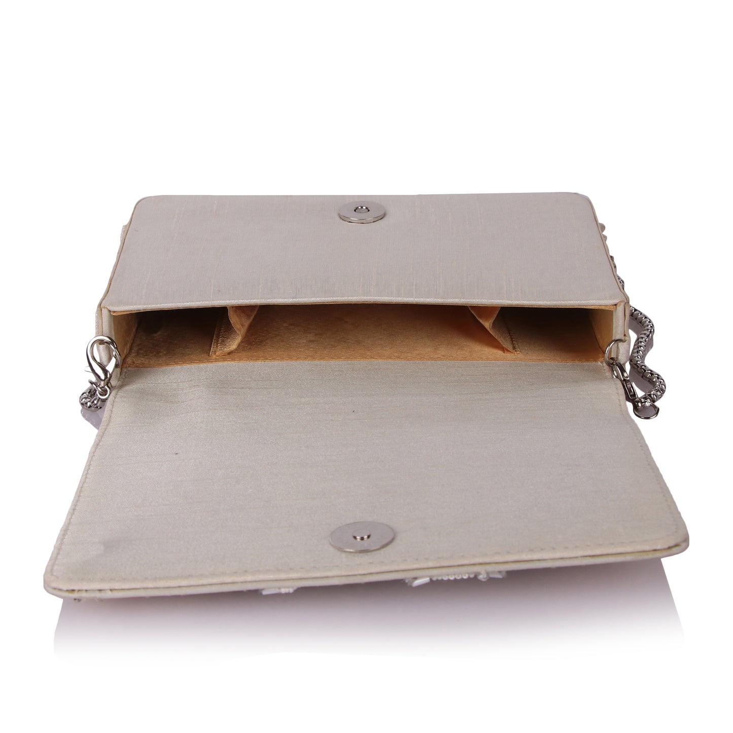 Pit pat pearl clutch