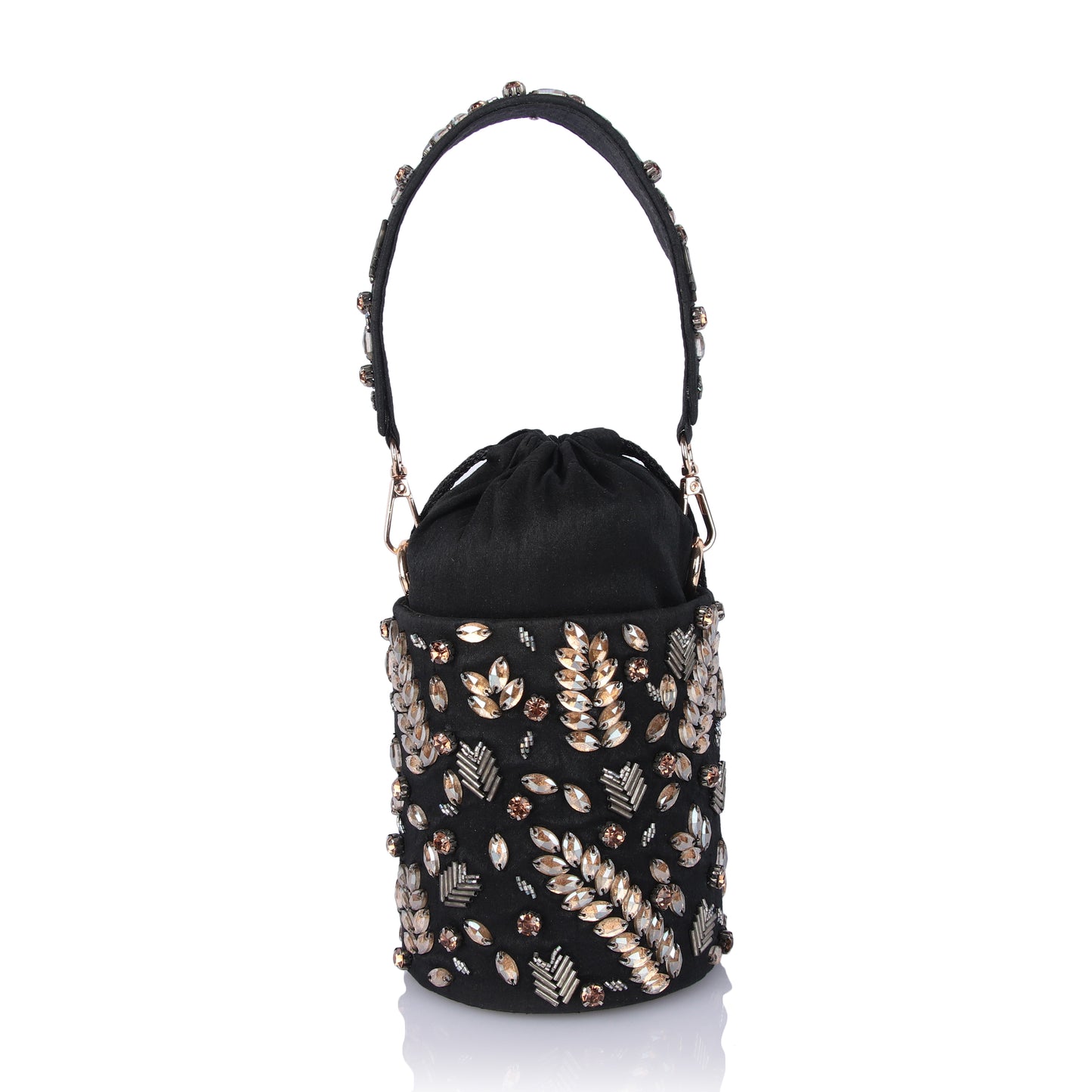 Noir luxe potli